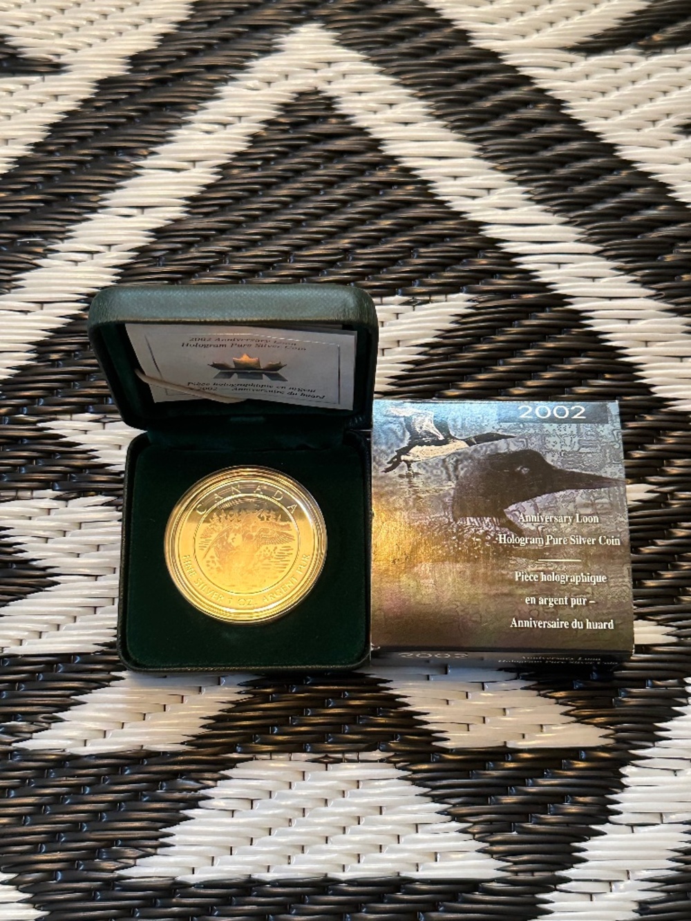 2002 Holographic Loon Anniversary Pure Silver Coin